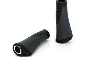 Xlc HANDVAT ERGO 135MM CF ZW/GRY STEL GRS04