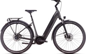Cube SUPREME HYBRID DELUXE Lage instap 2025