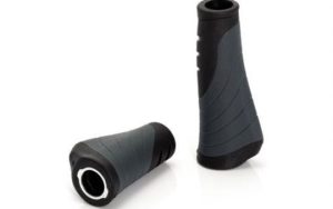 Xlc HANDVAT ERGO 135/92MM CF ZW/GRY STEL